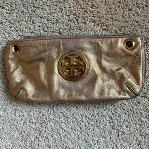 TORY BURCH GOLD CLUTCH